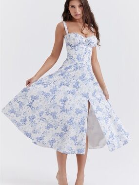 House of CB CARMEN
Blue Print Bustier Sundress